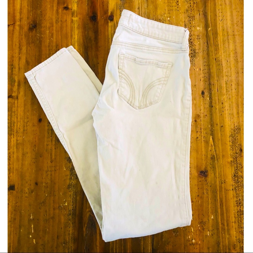 Hollister khaki jeggings. Size 3R
